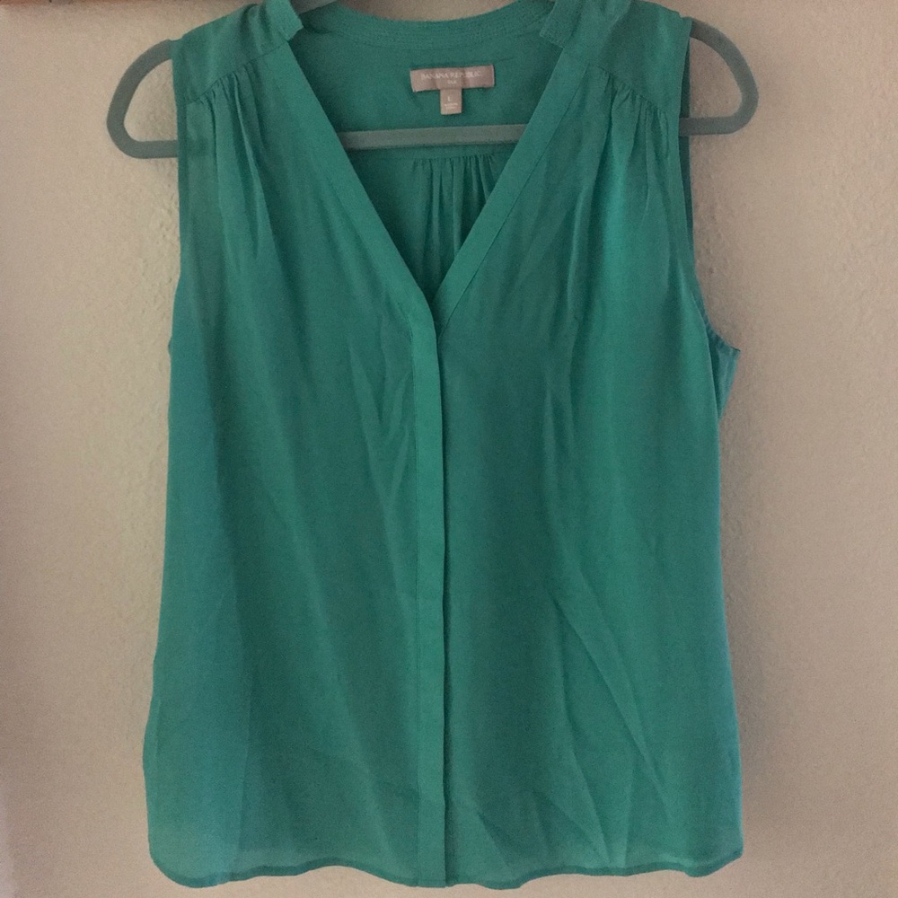 Banana republic silk teal blouse size large
